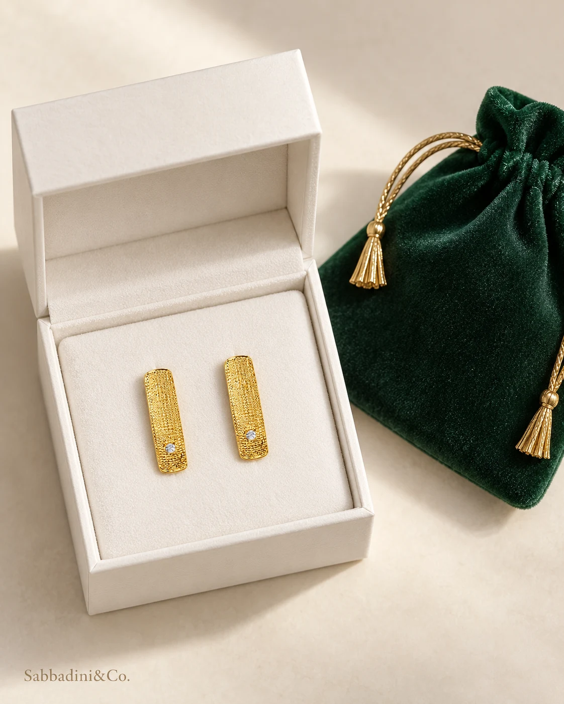 Brinco Palito Pedra Gloss Banhado a Ouro 18K — vista 5