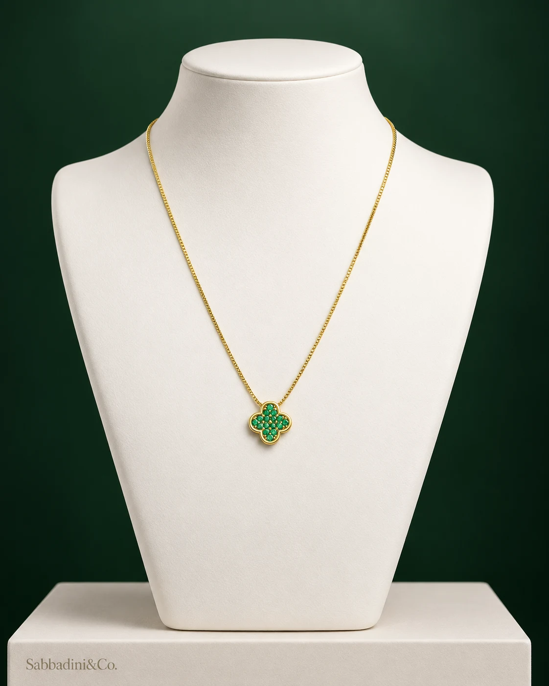 Colar Trevo Verde Cravejado Banhado a Ouro 18K — vista 1