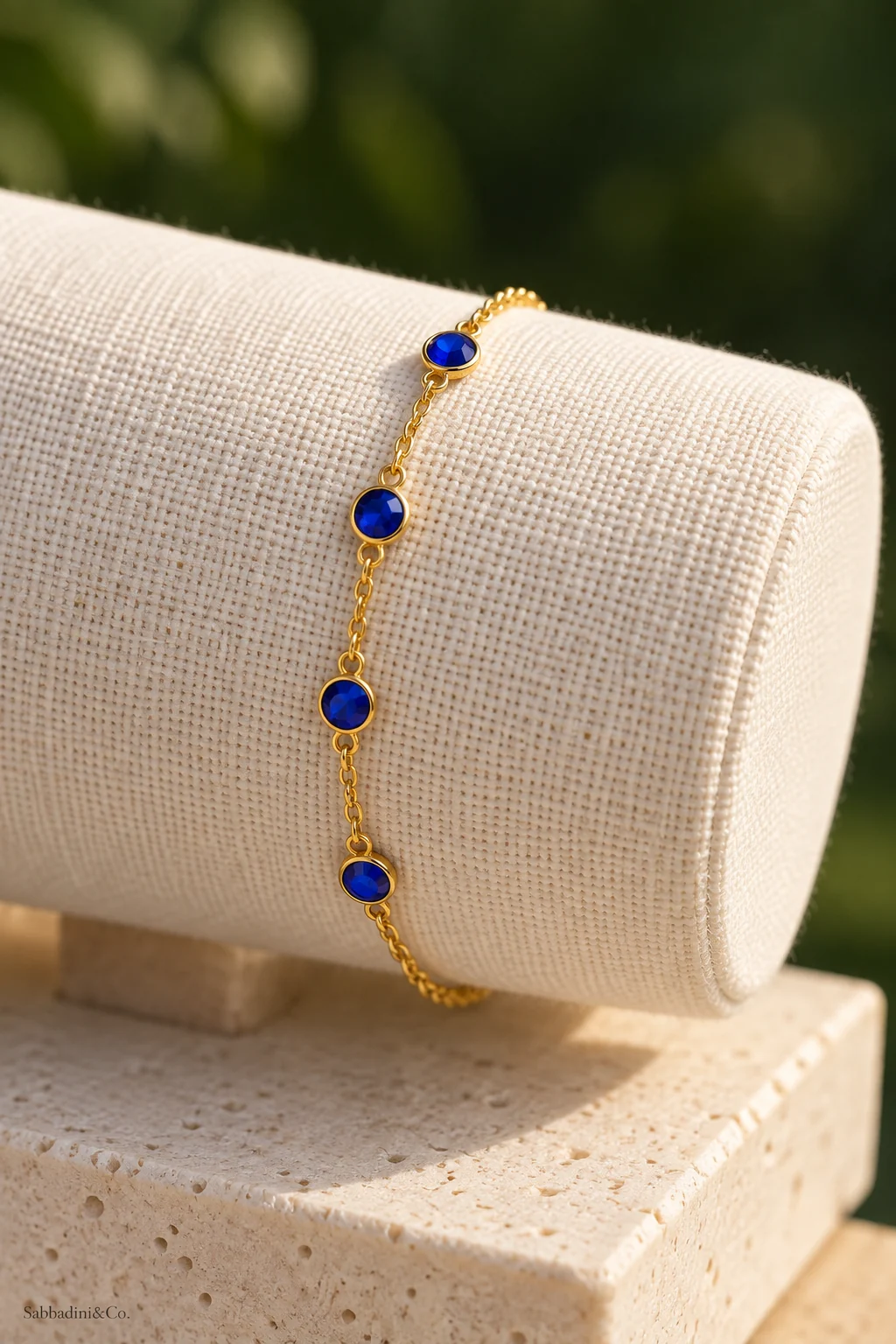 Pulseira Quatro Tiffany Azul Royal Banhada a Ouro 18K — mostruário