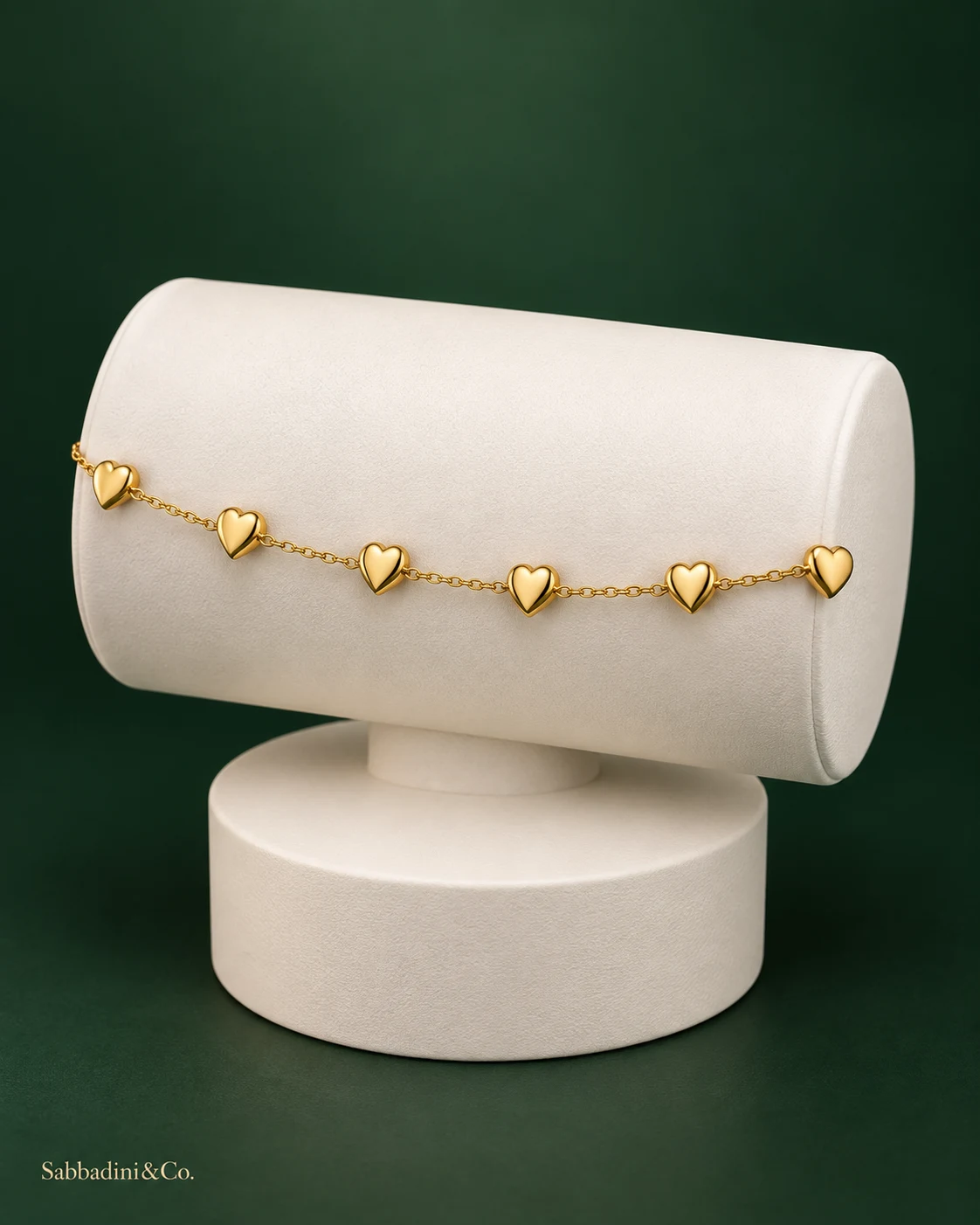 Pulseira Seis Corações Espaçada Banhado A Ouro 18K — vista 1