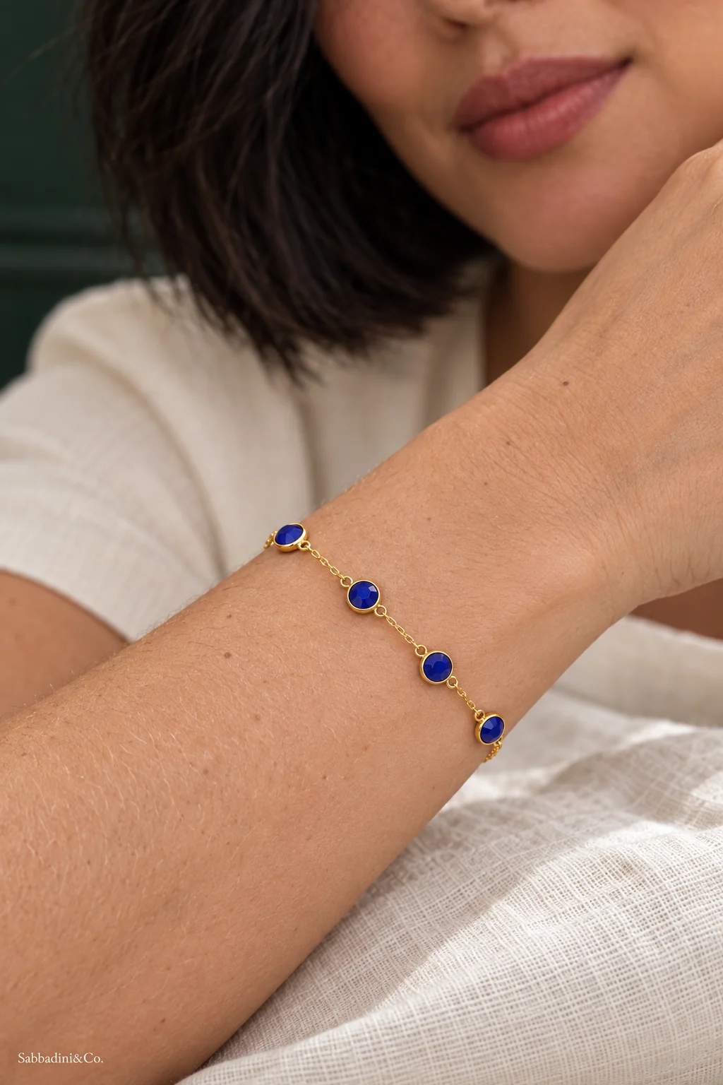 Pulseira Quatro Tiffany Azul Royal Banhada a Ouro 18K — vista 3