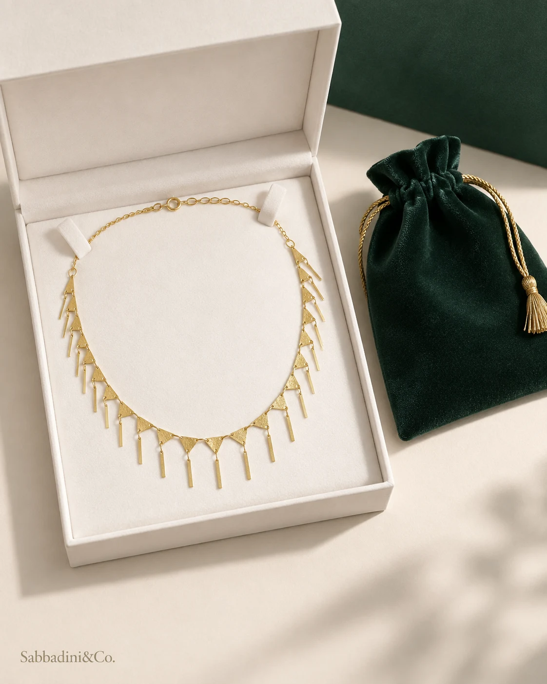 Colar Triângulo Palito Banhado A Ouro 18K — vista 5
